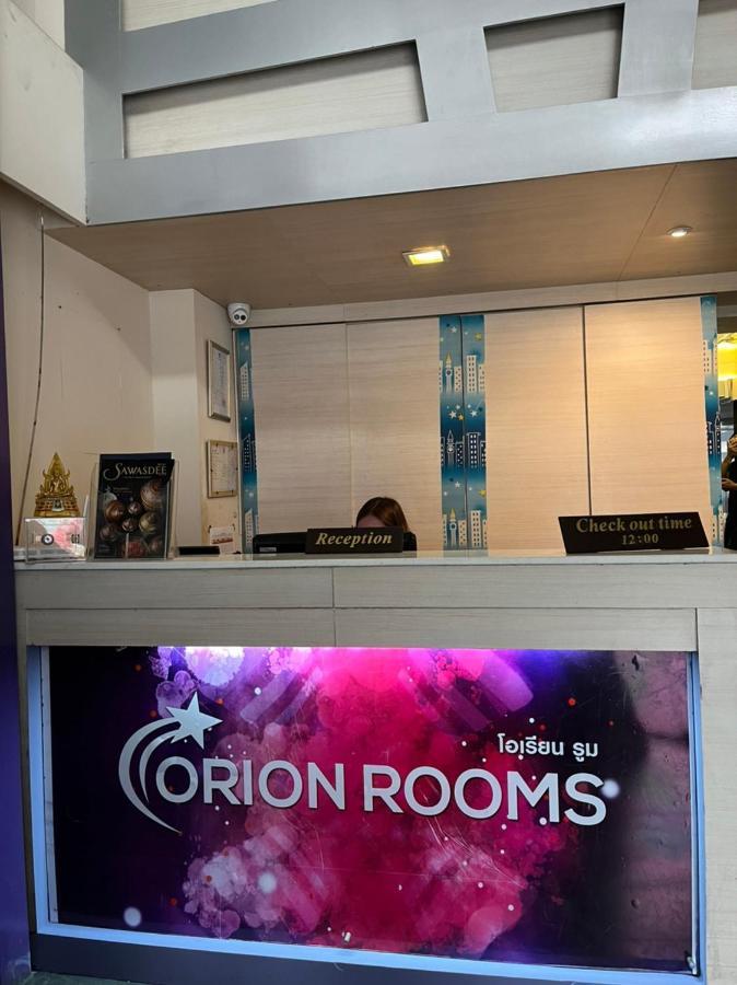 Orion Rooms Sukhumvit 11 Bangkok Exterior photo